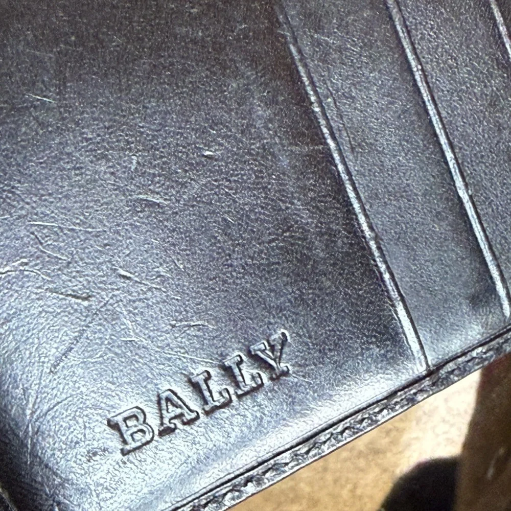 Bally Black Cream Woven Leather Bi Fold Wallet